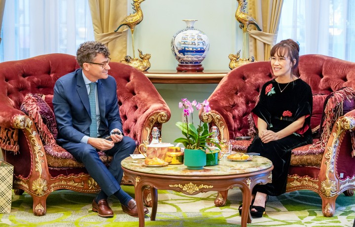 Hợp tác chiến lược bước vào giai đoạn mới