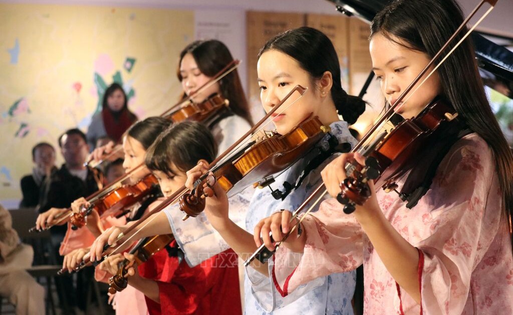 Tiếp tục sáng tạo, thực hiện cam kết của Thành phố Sáng tạo UNESCO