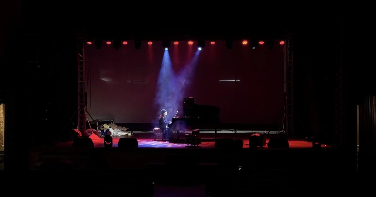 Rạp Hòa Bình “thức giấc” trong đêm nhạc kết nối Thành phố Sáng tạo UNESCO