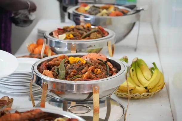 Gìn giữ bản sắc văn hóa và th