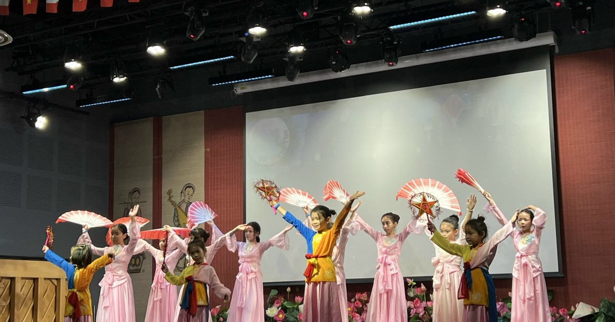 Tết Trung thu Việt Nam 2026 tại Paris